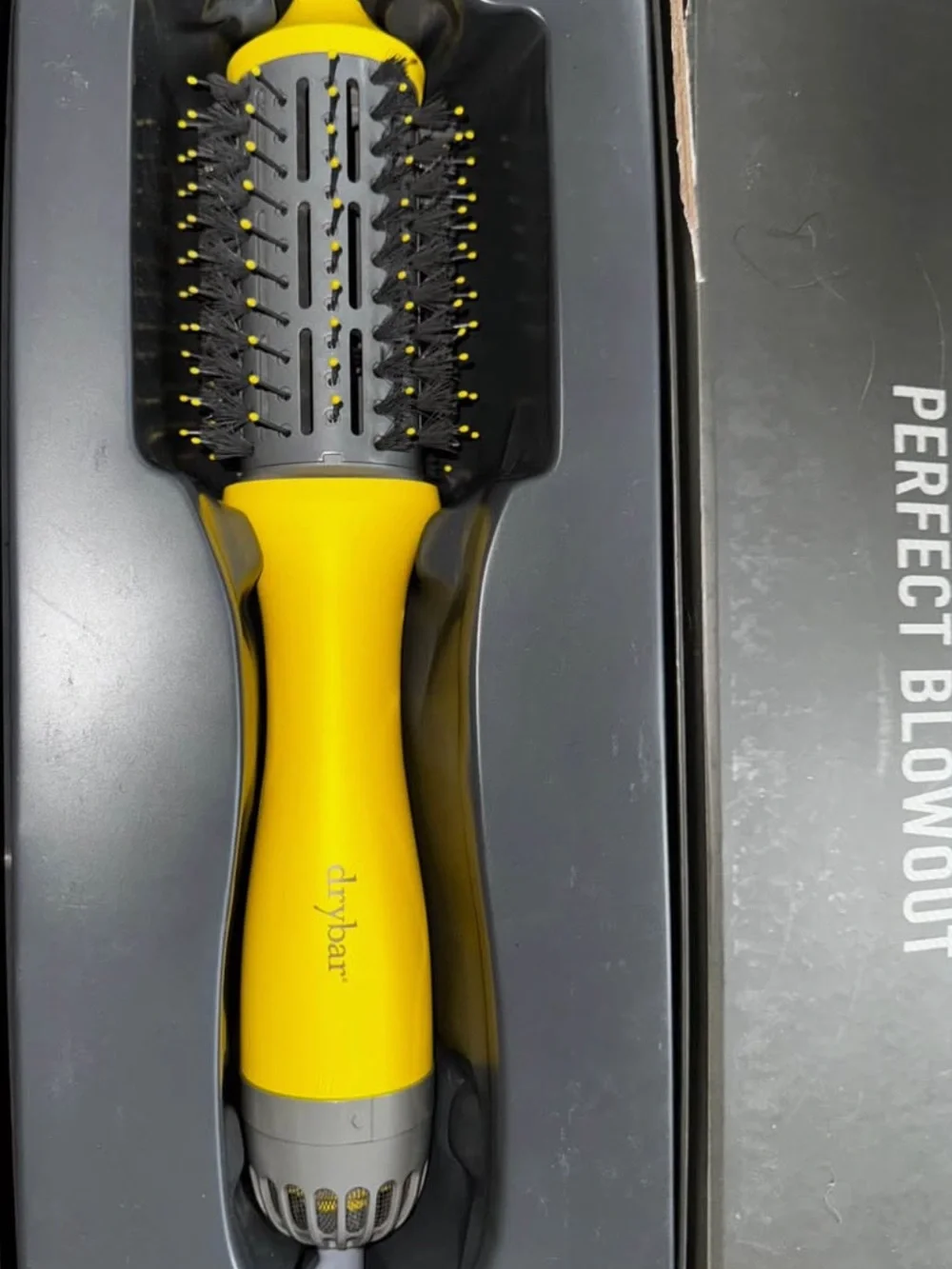 Drybar The Single Shot Round Blow Dryer Brush